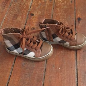 ✨Burberry toddler hightops✨